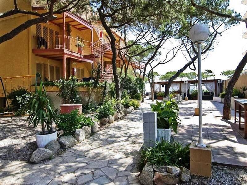 פלטחה ד'ארו Delfin Apartments מראה חיצוני תמונה